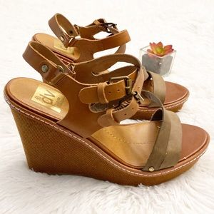 Anthropologie | Dolce Vita twotone leather platform wedge heels sandals women 9